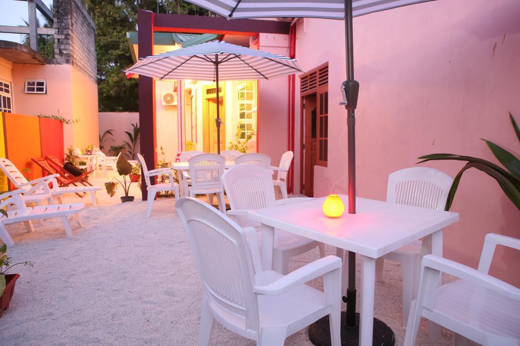 Hotel Equa Reef Maldives à Atoll Addu Extérieur photo