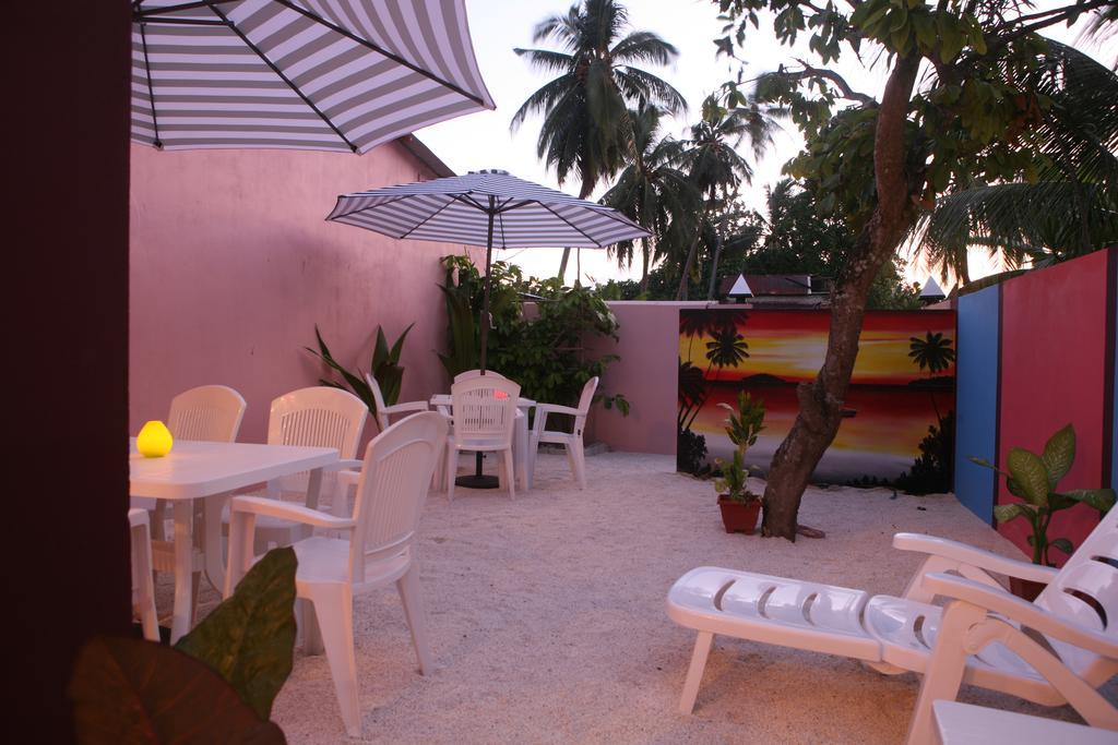 Hotel Equa Reef Maldives à Atoll Addu Extérieur photo