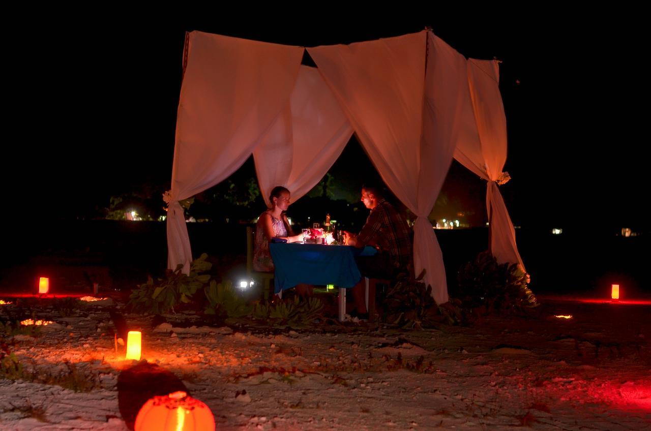 Hotel Equa Reef Maldives à Atoll Addu Extérieur photo